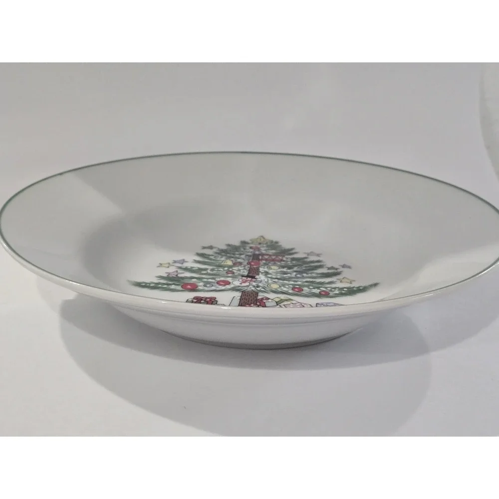 Gibson Christmas Tree Bowl – Retro Holiday Dinnerware 8
